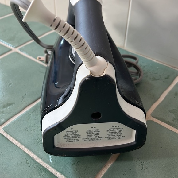 Rowenta Pro Master 1750W Iron made in Germany High Precision - Picture 10 of 12